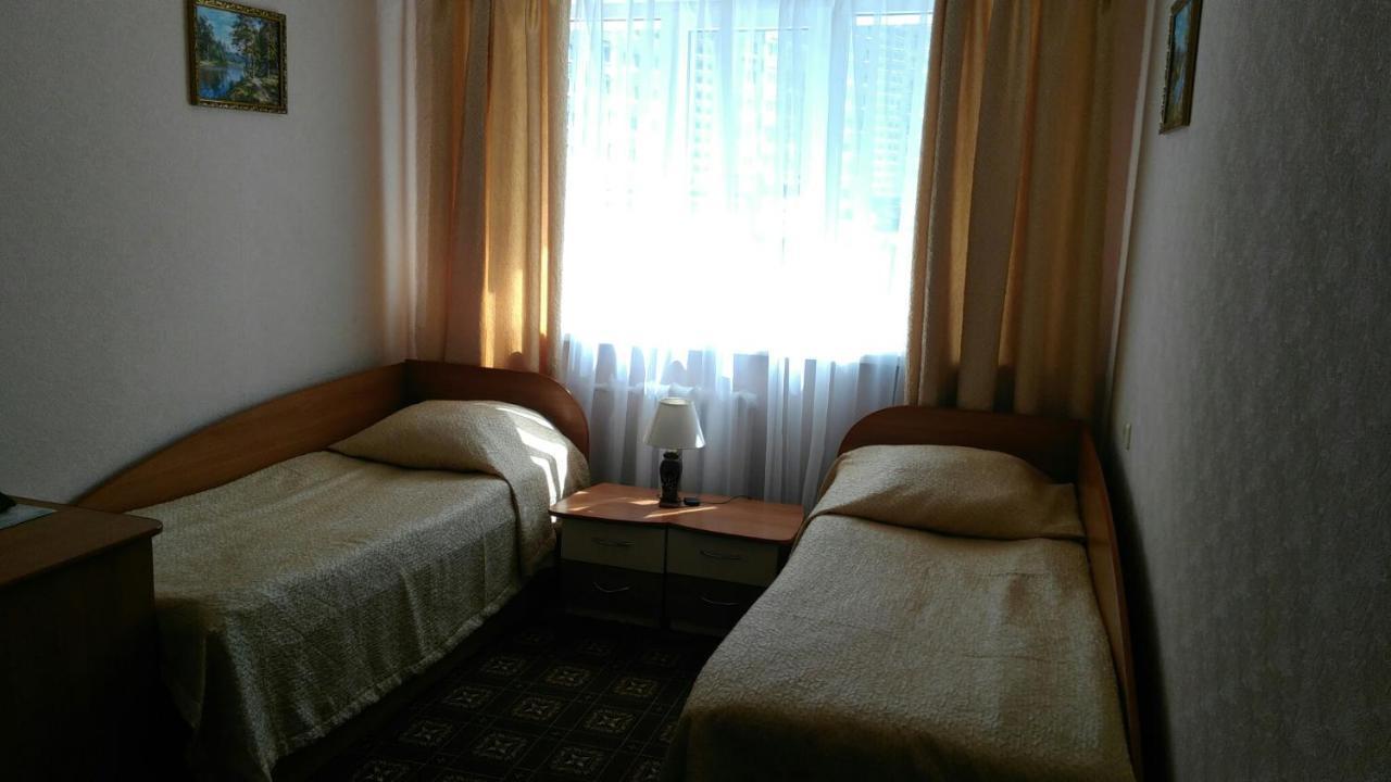 Severnye Zori Hotel Tjerepovets Exteriör bild